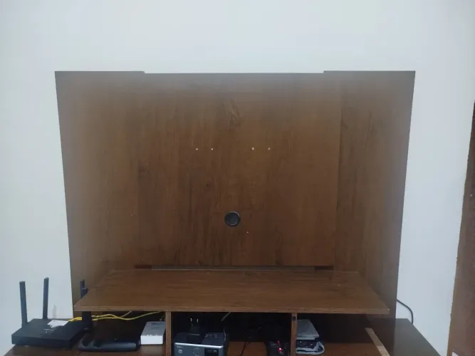 Painel TV em madeira