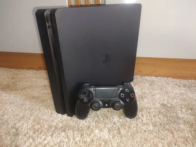 PlayStation 4 slim 1 tera de armazenamento desbloqueado Gold hem