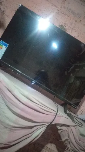 TV AOC 32 polegadas Roku TV