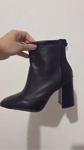 Bota Usada 1x n 37