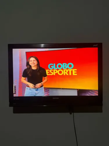 Tv 32 polegadas (não é smart)