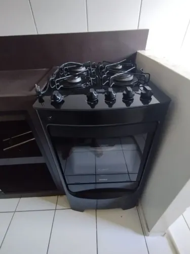Fogão 4 bocas Consul com forno
