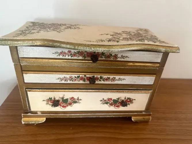 porta joia antigo em madeira (Alemão)