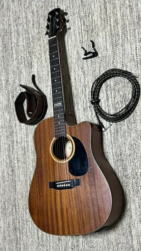Violão Giannini Eletroacústico + Bag + Cabo Santo Ângelo + Correia + Capotraste