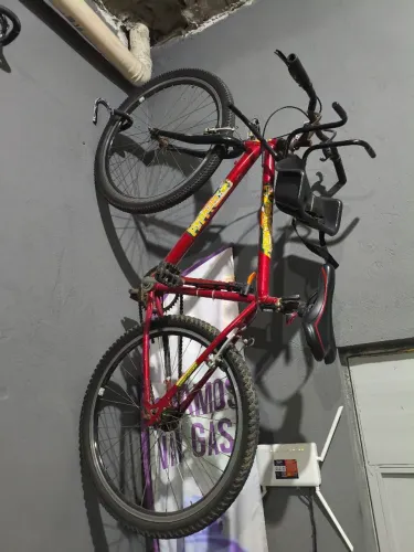 Bicicleta em perfeitas condições motivo da venda não uso