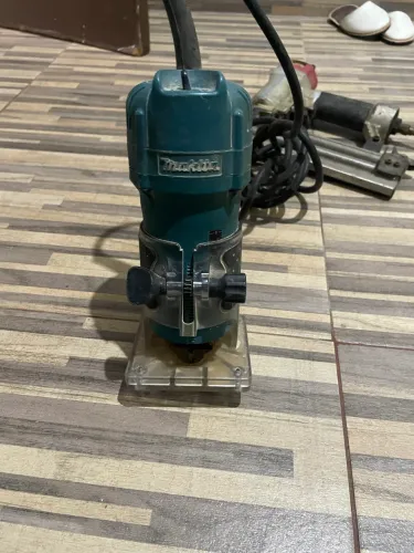 Tupia makita 
