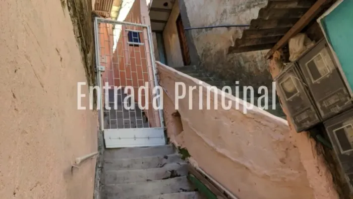 Casa 2/4 a venda na Liberdade - Leia o anúncio