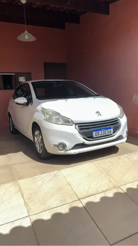 Peugeot 208 Active/active Pack 1.5 Flex 8V 5P 2015
