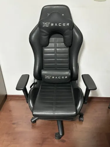 Cadeira Gamer e Escritório XT Racer Platinum W Preta Original - Usada