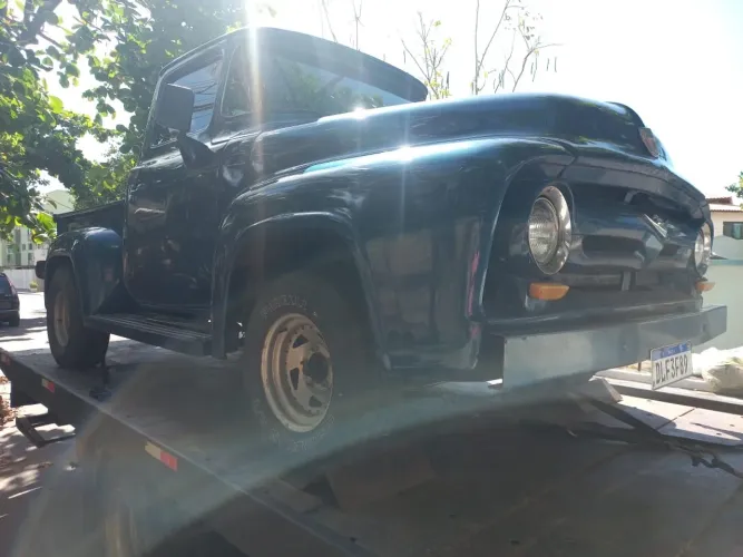 Ford F-100 2.3 1961