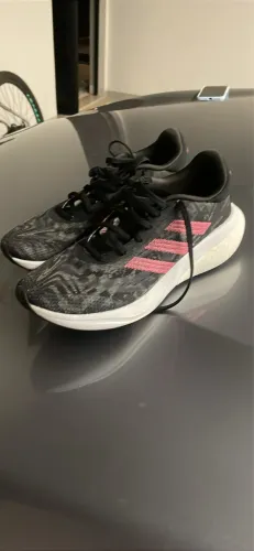Tênis Adidas Supernova tamanho 39