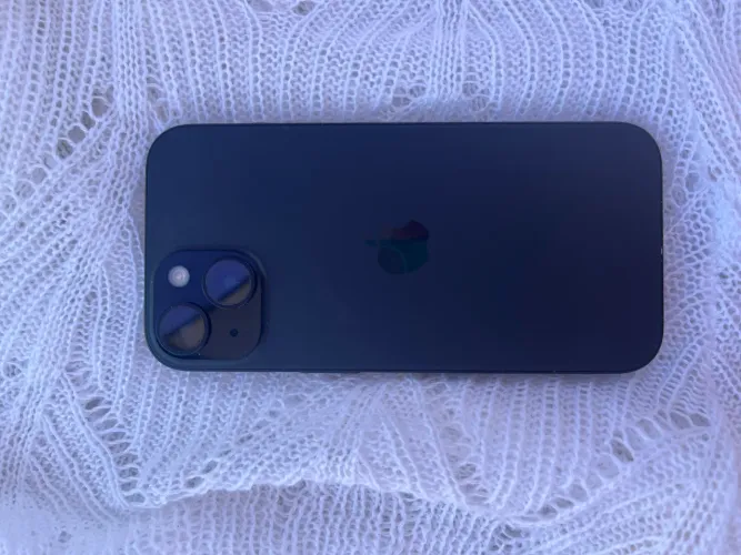 iPhone 15 - 256gb