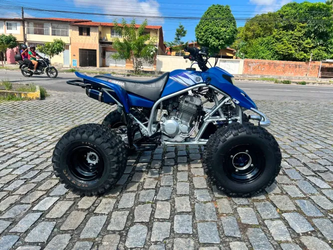 quadriciclo Yamaha 200 Cil com com motor da Twister 250 Cil ano de 2005