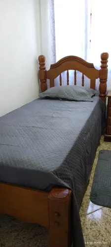 Cama de solteiro com colchão