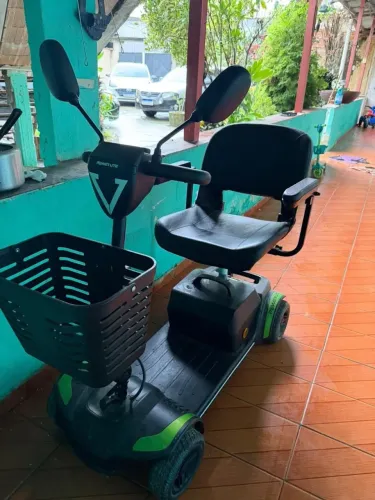 Vendo triciclo elétrico para idoso