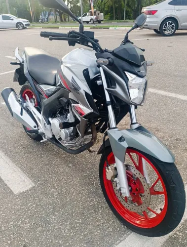 Twister 250 2018 (vendo/troco)