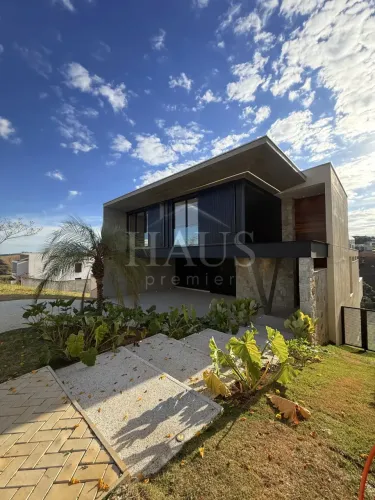 Casa Línea, com design de Marcella Peixoto, no Alphaville em Juiz de Fora (MG)