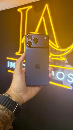 Iphone 17 pro max 256gb (semi novo)