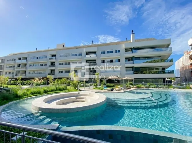 Apartamento 2 quartos no bairro Jurerê - Florianópolis