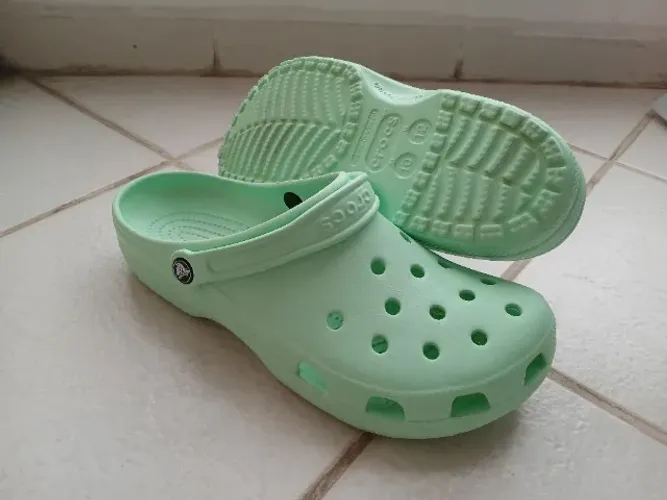 Crocs 41 muito pouco uso