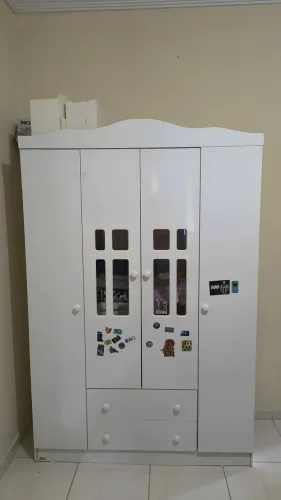GUARDA ROUPAS PEQUENO, ARMÁRIO BRANCO