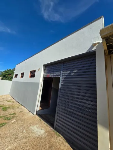 Barracão em Jardim Pacaembu - São Carlos
