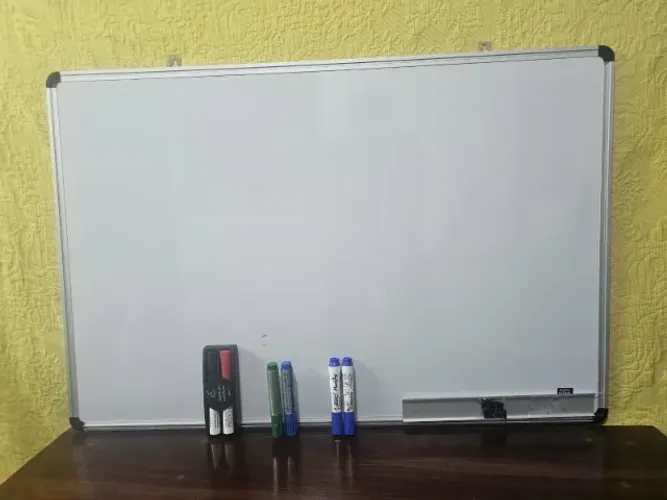 Quadro branco magnético 90cmx60cm