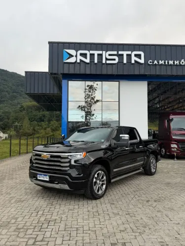 Chevrolet Silverado High Country 5.3 V8 AWD Aut. 2024