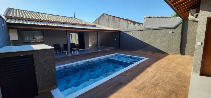 Casa à venda em Peruíbe/SP