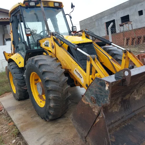Retroescavadeira JCB 4CX 2008
