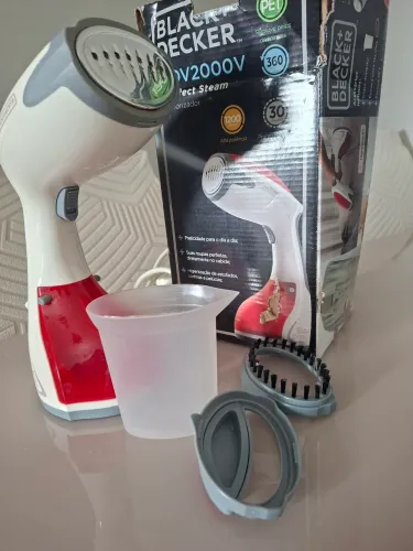 Ferro a vapor vertical Black&Dacker