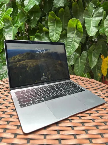 MacBook Air（Retina, 13インチ,2019）128GB/8GB〈MVFM2J/A〉⑤ MacBook Air (Retina, 13 polegadas, 2019) - Especificações técnicas