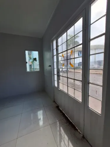 Alugo duas salas comerciais no Centro