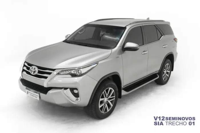 Toyota Hilux CD SRX 4X4 2.8 TDI 16V Diesel Aut. 2020