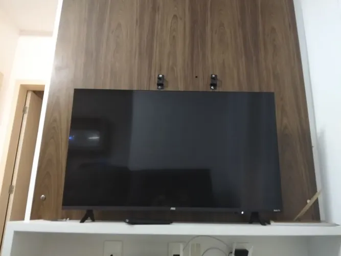 Tv aoc 43 polegadas funcionando perfeitamente desapego
