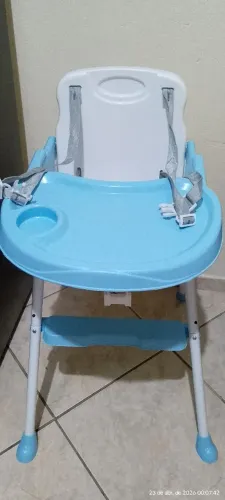 Vendo cadeirinha alimentação(última foto não é valor original q peço)