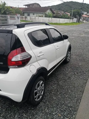 Fiat Mobi Trekking 1.0 Flex 5P 2021