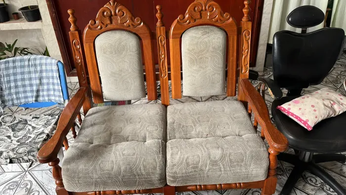 Conjunto de dois sofás colonial