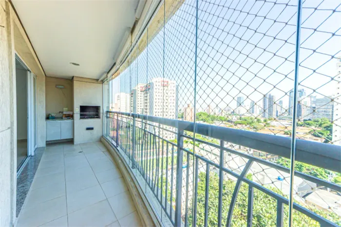 Apartamento à venda com 3 quartos, sendo 1 suíte, no condomínio Adagio, São Paulo - SP