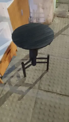 mesa em madeira *