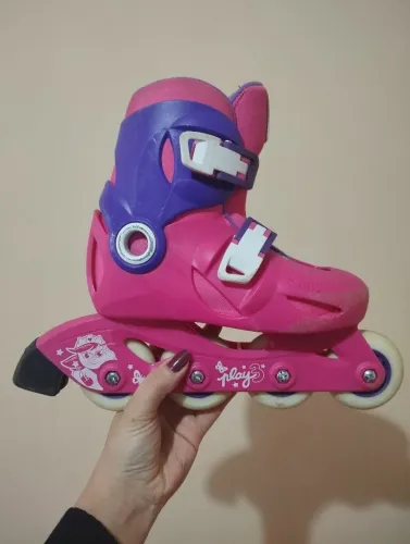 Platins infantil regulável de 28 a 30 + kit de proteção completo (capacete e etc.)