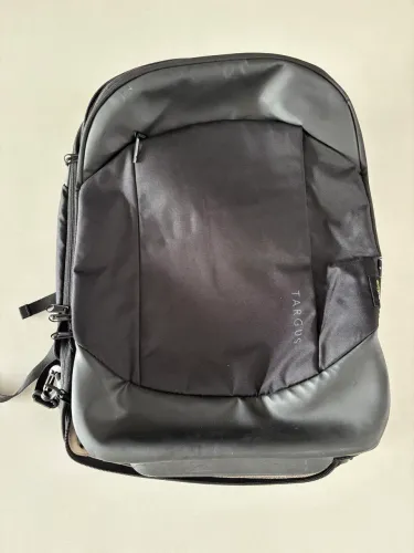 Mochila Executiva Targus com Rodinhas - Profissional, Resistente, Prática e Elegante