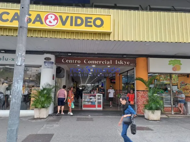 TIJUCA - SALA COMERCIAL 25M2, CONDOMINIO ISKYE, COM MUTIA VARIEDADE DE LOJAS E RESTAURANTE