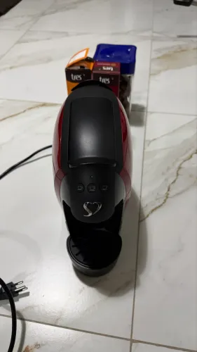 Vende se cafeteira , pouco tempo de uso