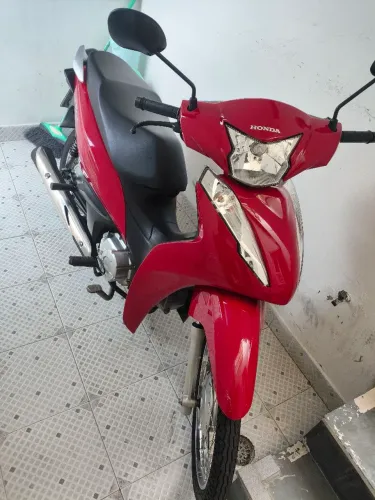 Vendo troco em carro Biz 110 