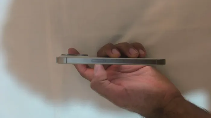 iPhone 15 pro 256 gb