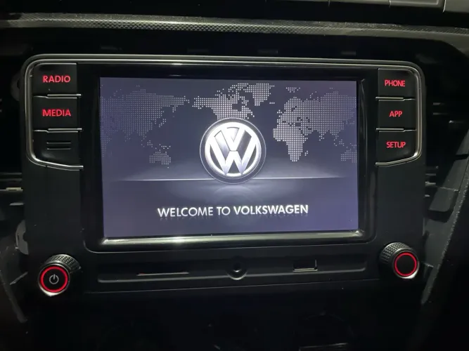 Multimídia RCD 330 C Original - Apple CarPlay e Android Auto