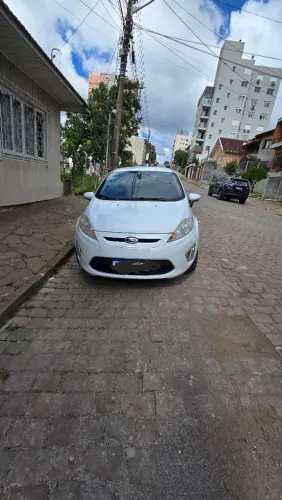Ford Fiesta SE 1.6 16V Flex 5P 2012