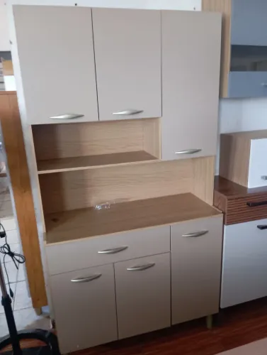 Armário de cozinha novo em oferta