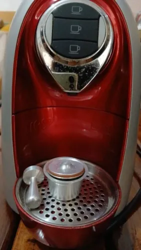 <br>Cafeteira Três Corações Modo S04 Vermelha - Multibebidas + Brindes - Seminova<br>